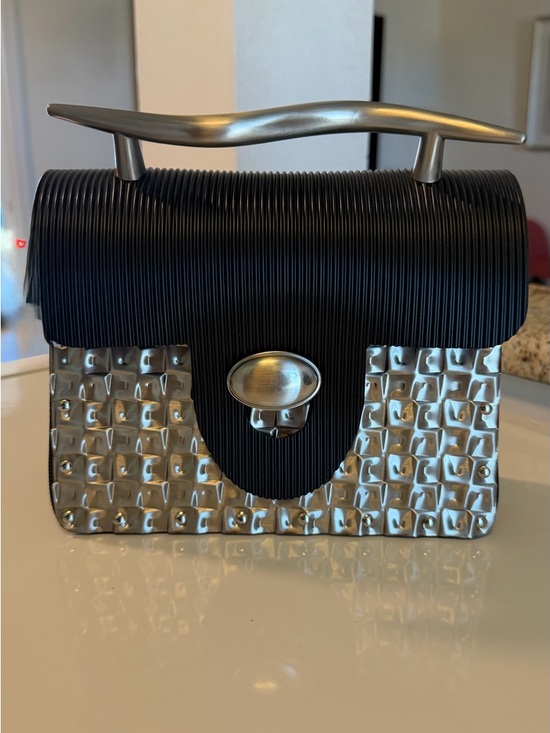 Gloria Gerber Handbags - VTG Y2K Metallic Silver and Black Rubber Structured Crossbody Bag -Gloria Gerber